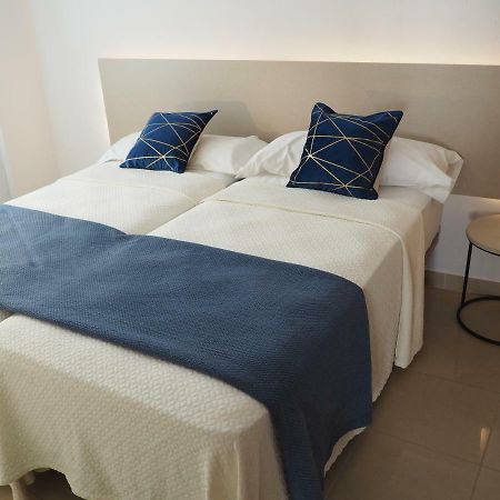 Los Boliches Wifi 300 M Playa Beach Fuengirola Exterior photo